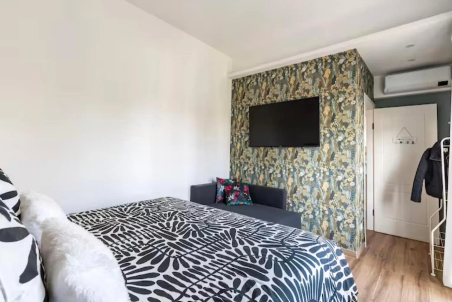 Home K&Y Elite Řím